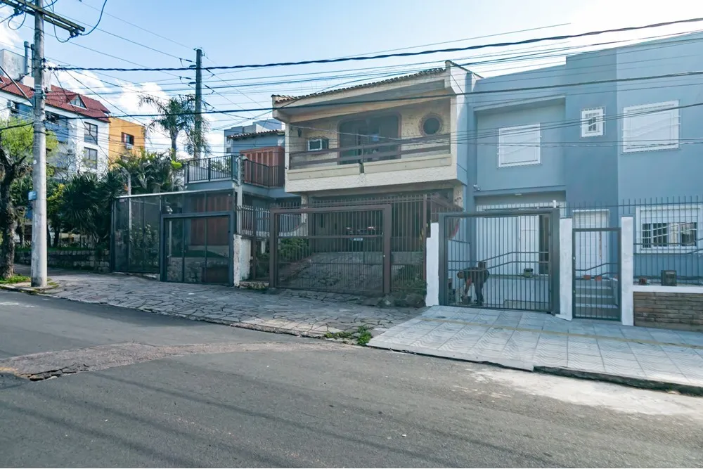 PDDEC 275 Casa 612521014-70 - REMAX Place Exclusividades PDDEC 275 Casa 612521014-70 - REMAX Place Exclusividades