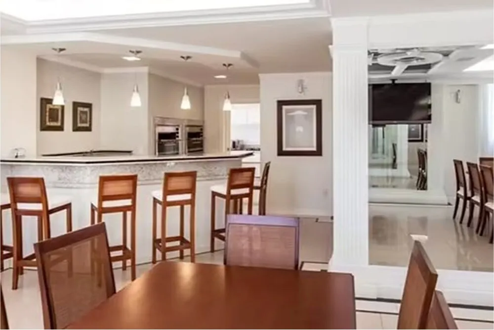 C2 100 Apto 590231010-102 - REMAX Dream On Exclusividades