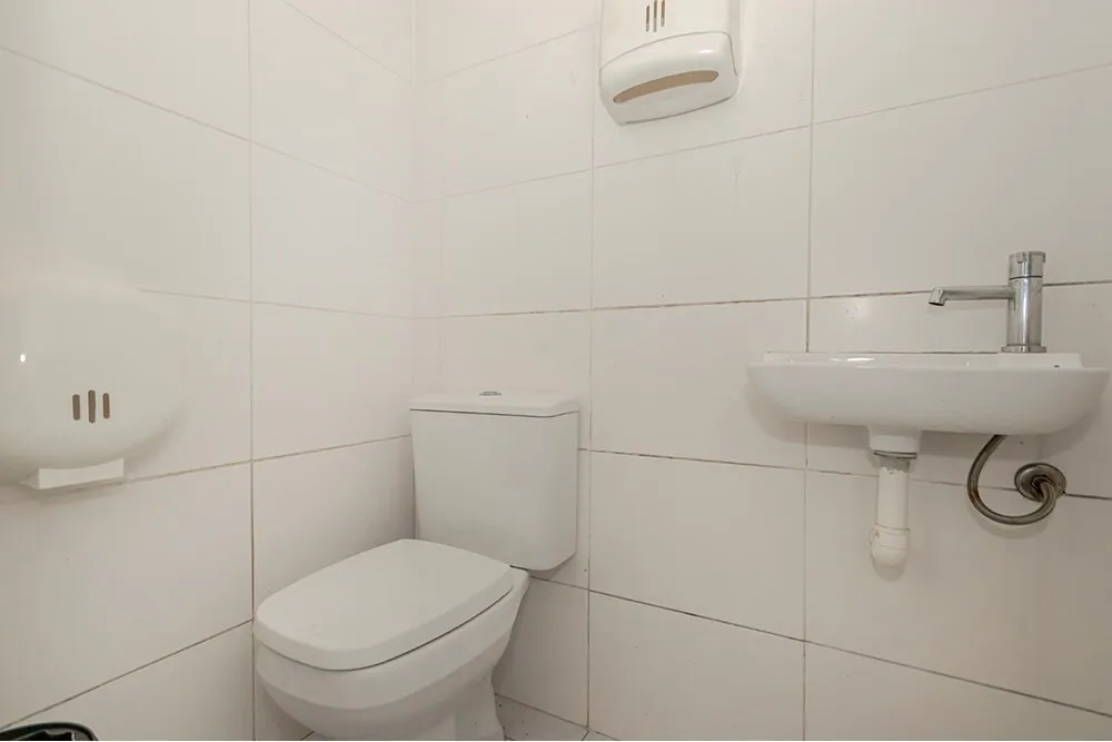 BFDBC 697 Loja 612481066-235 - REMAX Andar de Cima Exclusividades