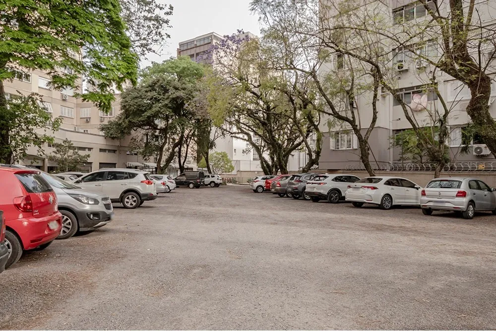 BFDBC 697 Loja 612481066-235 - REMAX Andar de Cima Exclusividades