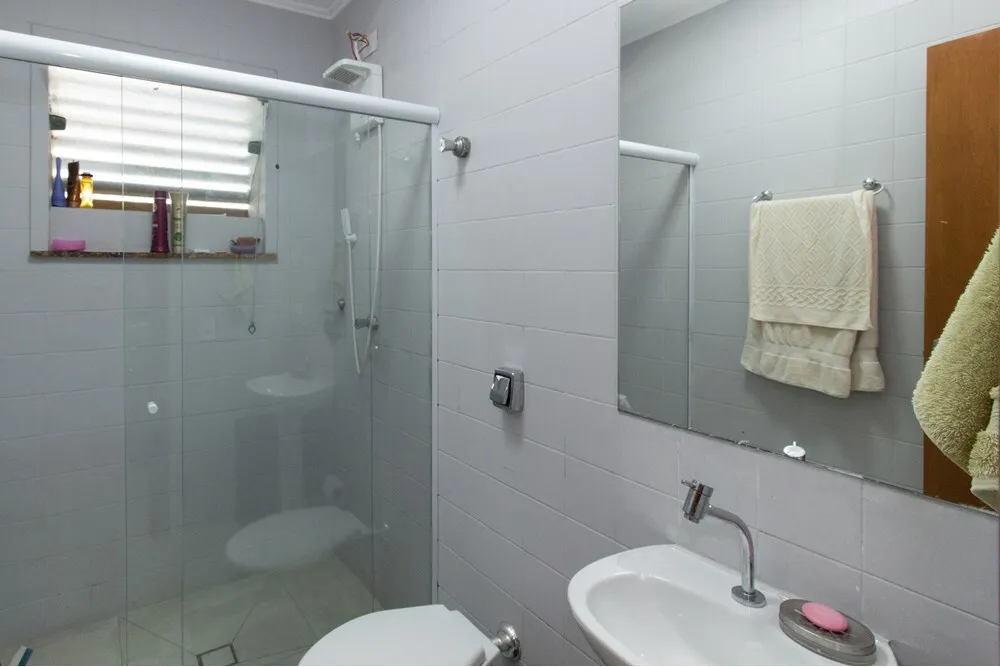 BP 1084 Casa 601971016-419 - REMAX Empire Exclusividades BP 1084 Casa 601971016-419 - REMAX Empire Exclusividades