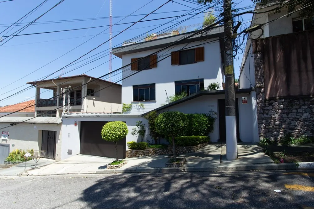 BP 1084 Casa 601971016-419 - REMAX Empire Exclusividades BP 1084 Casa 601971016-419 - REMAX Empire Exclusividades