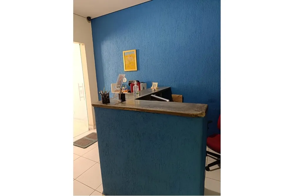 SCT 580 Prédio 601081064-21 - REMAX Lepex Exclusividades SCT 580 Prédio 601081064-21 - REMAX Lepex Exclusividades