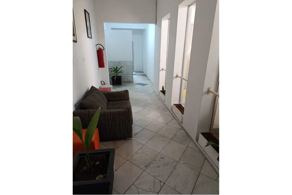 SCT 580 Prédio 601081064-21 - REMAX Lepex Exclusividades SCT 580 Prédio 601081064-21 - REMAX Lepex Exclusividades