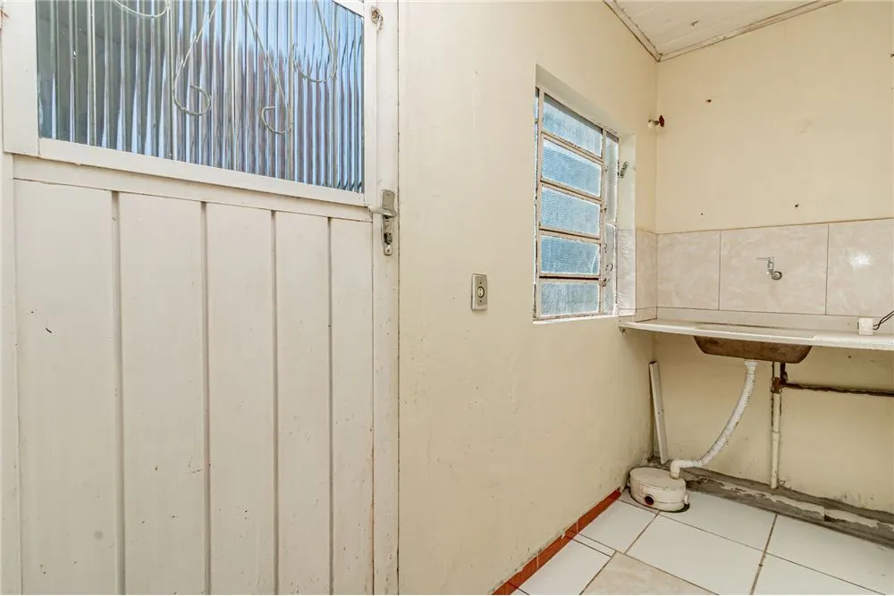 CRVDM 76 Prédio 612481068-158 - REMAX Andar de Cima Exclusividades