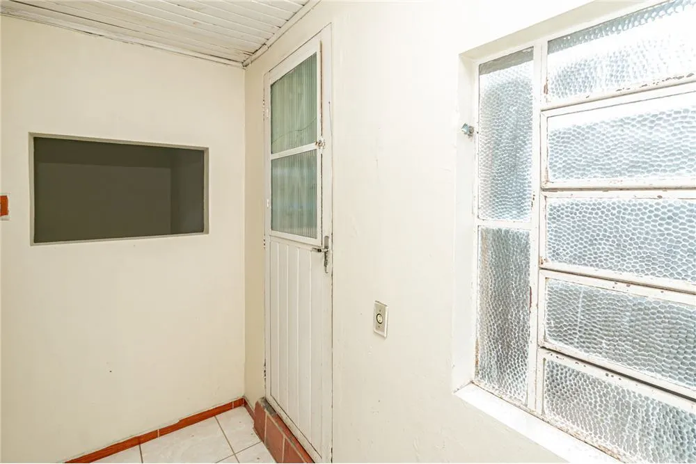 CRVDM 76 Prédio 612481068-158 - REMAX Andar de Cima Exclusividades