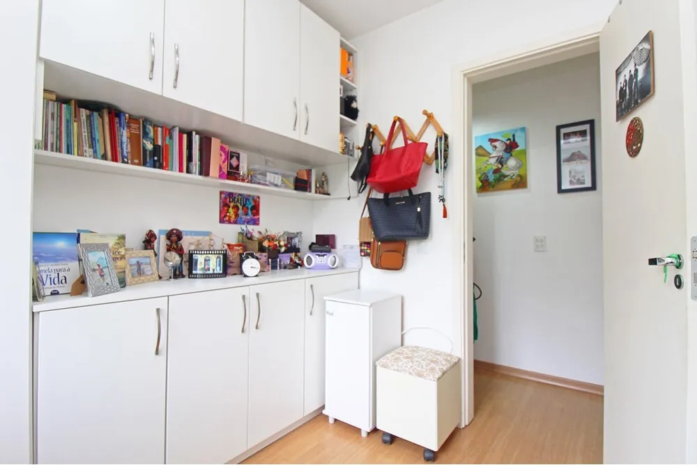 TAB 175 Apto 612481004-71 - REMAX Andar de Cima Exclusividades