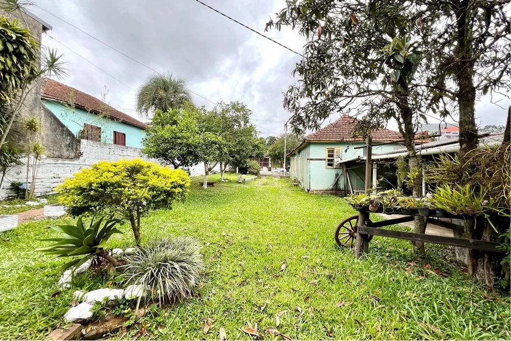 EVCLC 166 Lote 610241027-12 - REMAX 520 Exclusividades EVCLC 166 Lote 610241027-12 - REMAX 520 Exclusividades