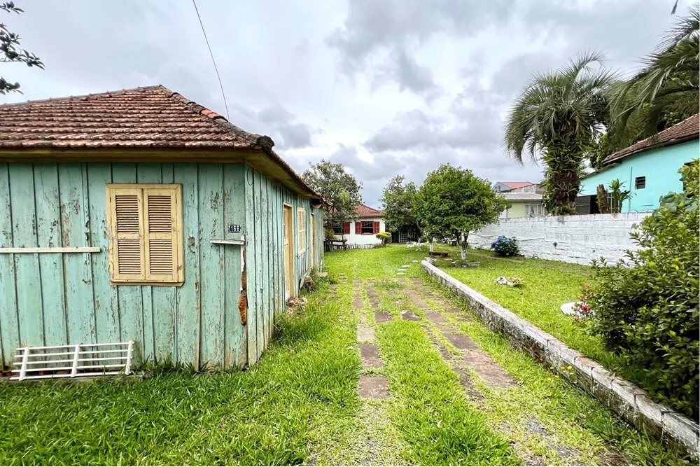 EVCLC 166 Lote 610241027-12 - REMAX 520 Exclusividades EVCLC 166 Lote 610241027-12 - REMAX 520 Exclusividades