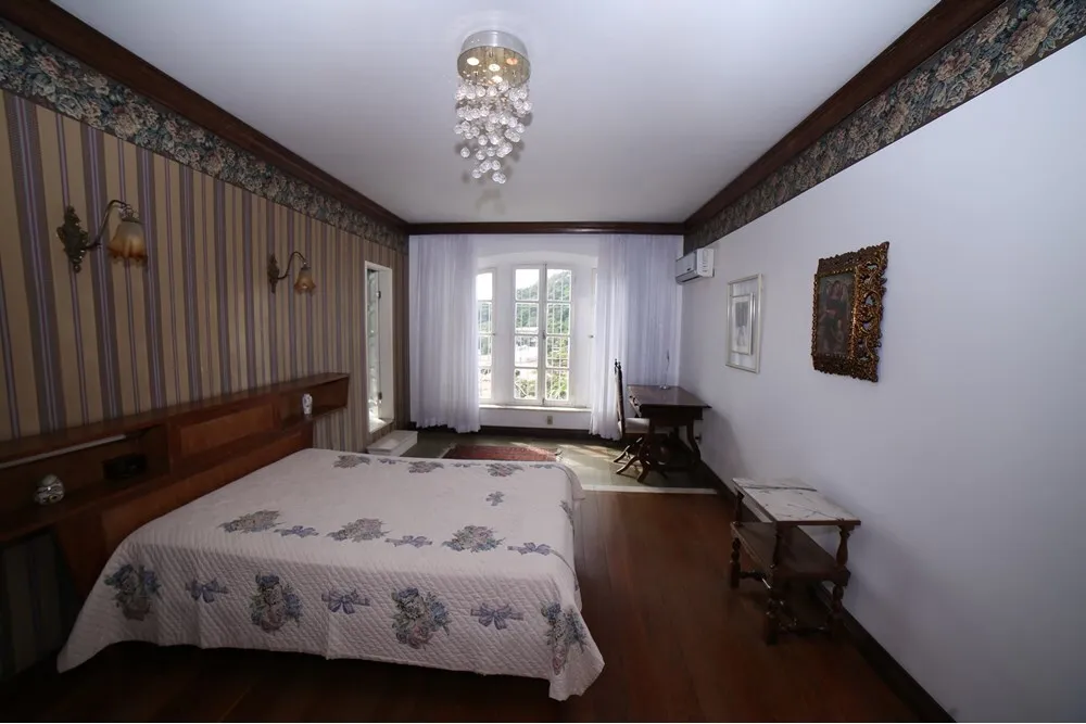 CDVVI 34 620161001-55 - Remax Lançamentos Exclusividades CDVVI 34 620161001-55 - Remax Lançamentos Exclusividades