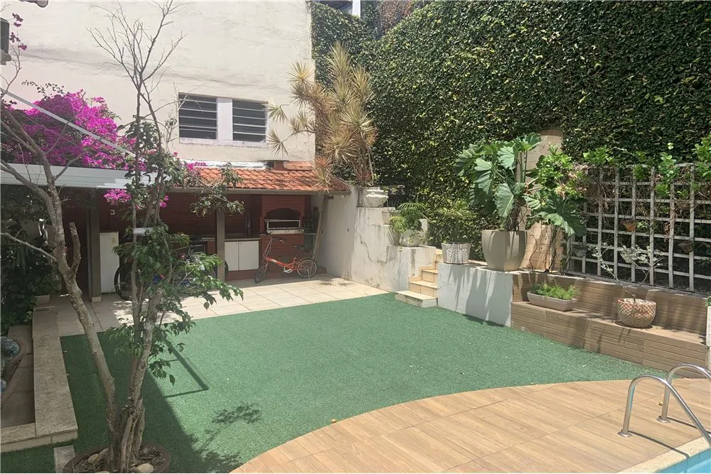 FFS 62 620161001-46 - Remax Lançamentos Exclusividades FFS 62 620161001-46 - Remax Lançamentos Exclusividades