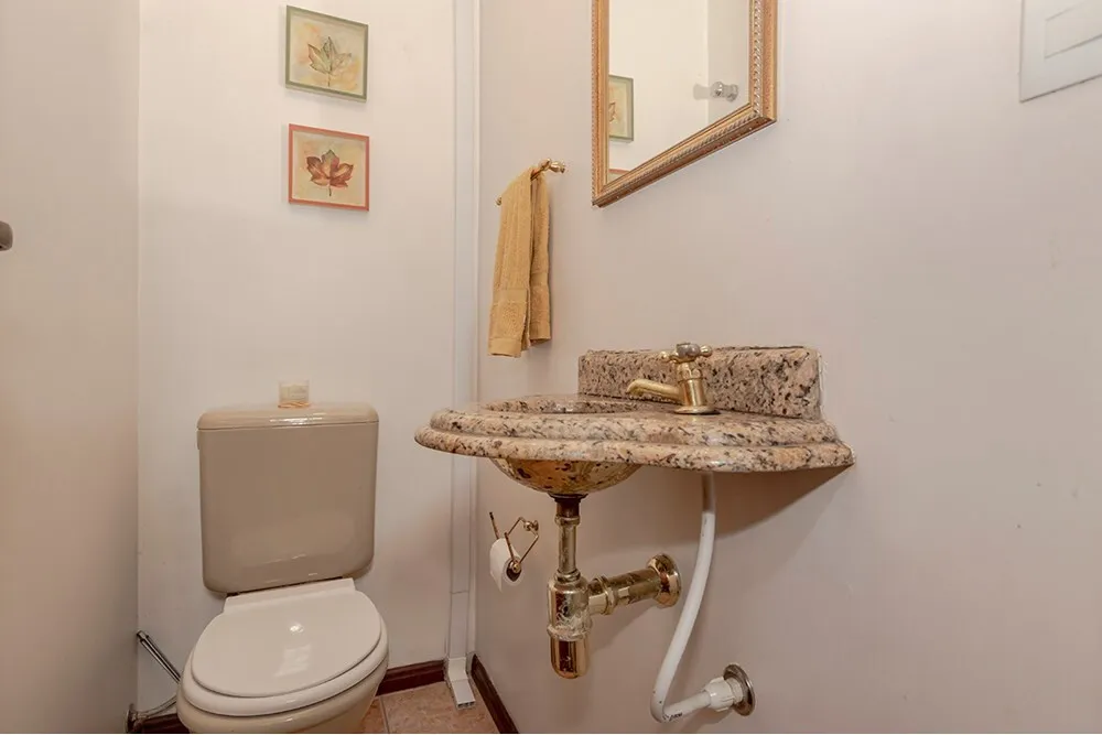NE 100 Casa 612481061-8 - REMAX Andar de Cima Exclusividades