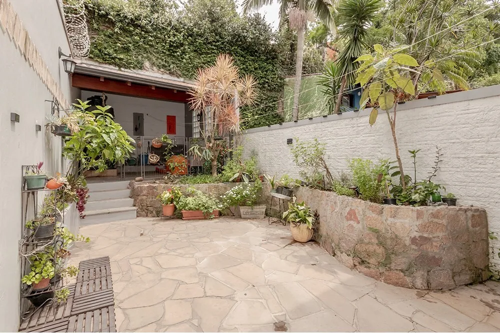 NE 100 Casa 612481061-8 - REMAX Andar de Cima Exclusividades