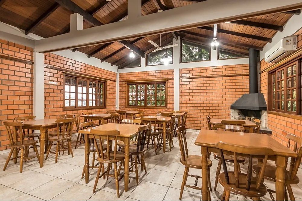 NE 100 Casa 612481061-8 - REMAX Andar de Cima Exclusividades
