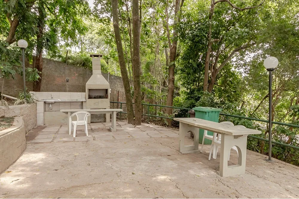 NE 100 Casa 612481061-8 - REMAX Andar de Cima Exclusividades