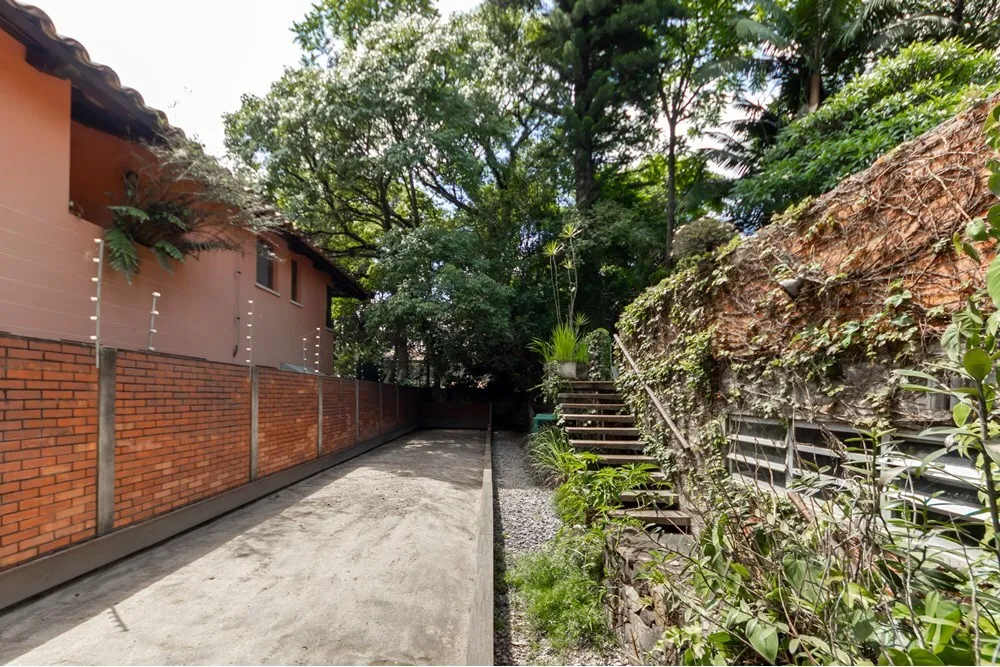 CJR 379 630331071-7 - REMAX Comunità Exclusividades CJR 379 630331071-7 - REMAX Comunità Exclusividades