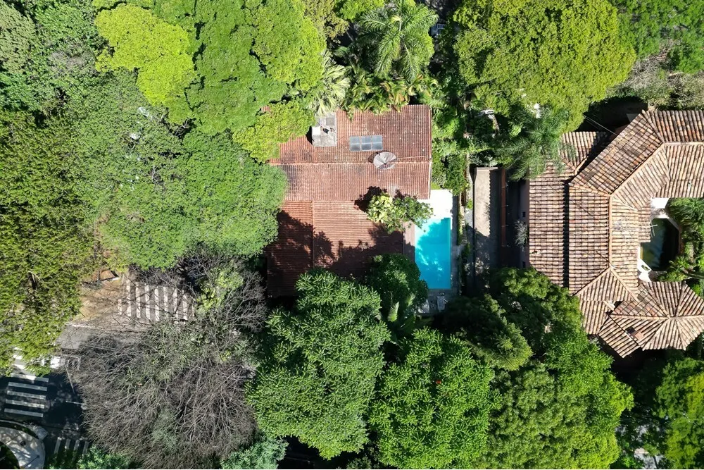 CJR 379 630331071-7 - REMAX Comunità Exclusividades CJR 379 630331071-7 - REMAX Comunità Exclusividades