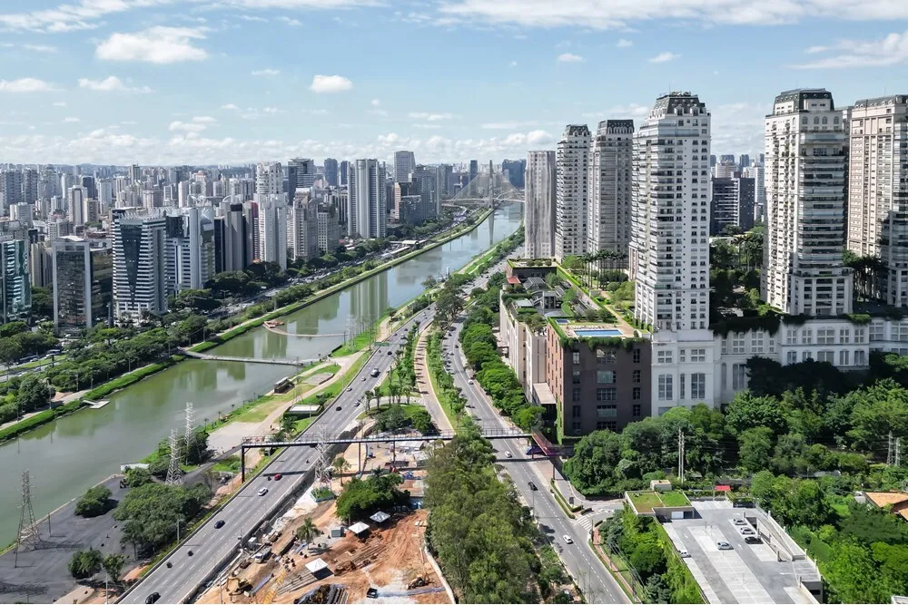 CJR 379 630331071-7 - REMAX Comunità Exclusividades CJR 379 630331071-7 - REMAX Comunità Exclusividades