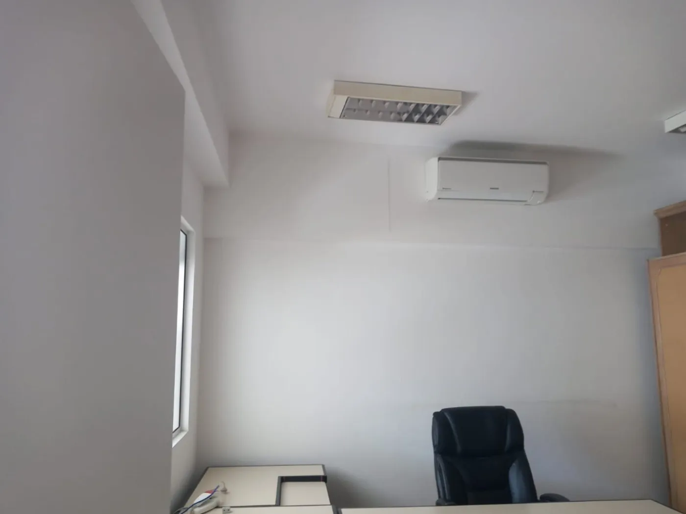 Edifício Manhathan Sala CJ0019 - Viviane Paz Imóveis Exclusividades