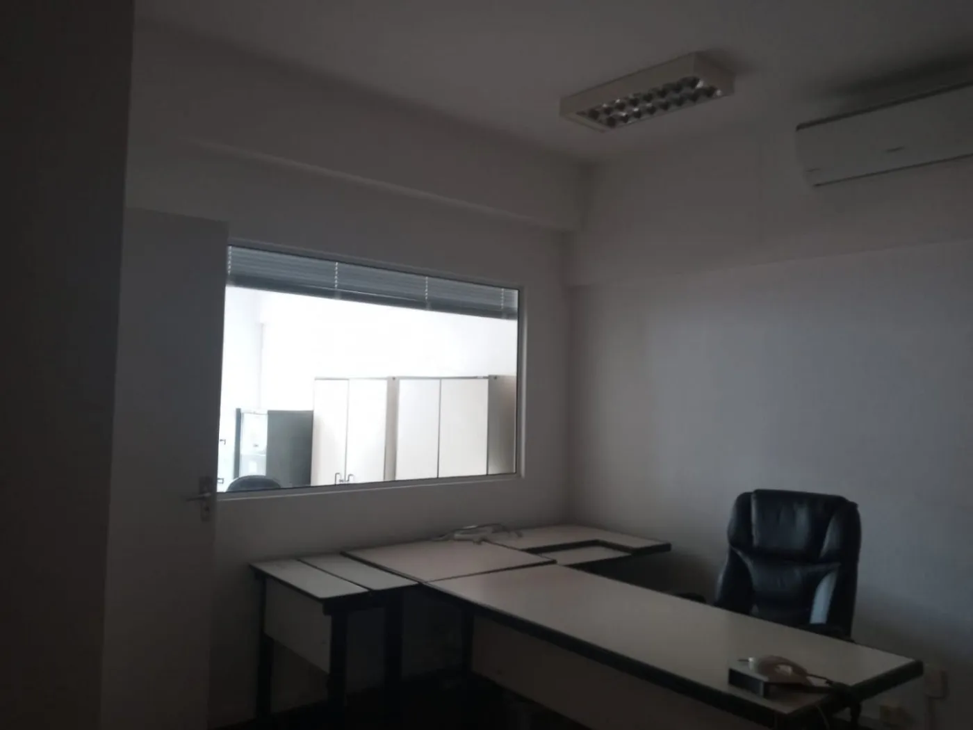 Edifício Manhathan Sala CJ0019 - Viviane Paz Imóveis Exclusividades