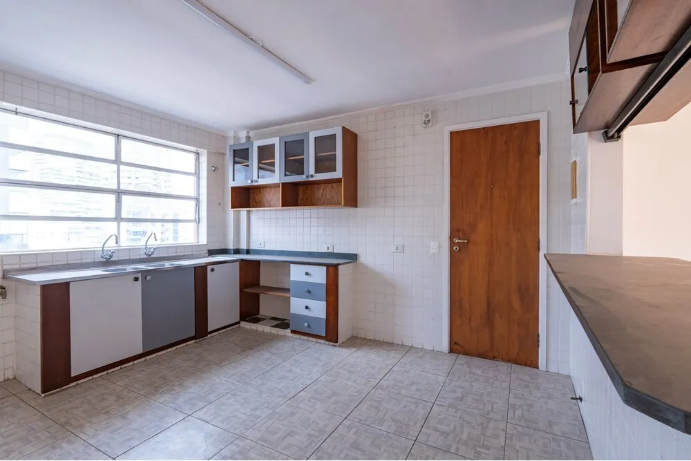 PR 1480 Apto 601241006-40 - REMAX Ville Exclusividades