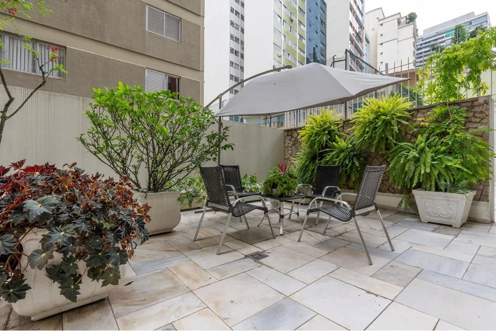 PR 1480 Apto 601241006-40 - REMAX Ville Exclusividades