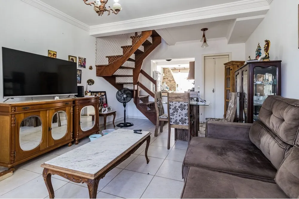 GHK 324 Casa 612481009-24 - REMAX Andar de Cima Exclusividades GHK 324 Casa 612481009-24 - REMAX Andar de Cima Exclusividades