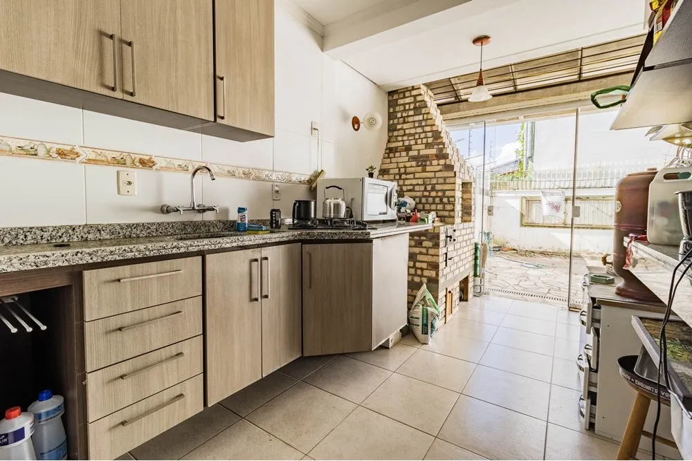 GHK 324 Casa 612481009-24 - REMAX Andar de Cima Exclusividades GHK 324 Casa 612481009-24 - REMAX Andar de Cima Exclusividades