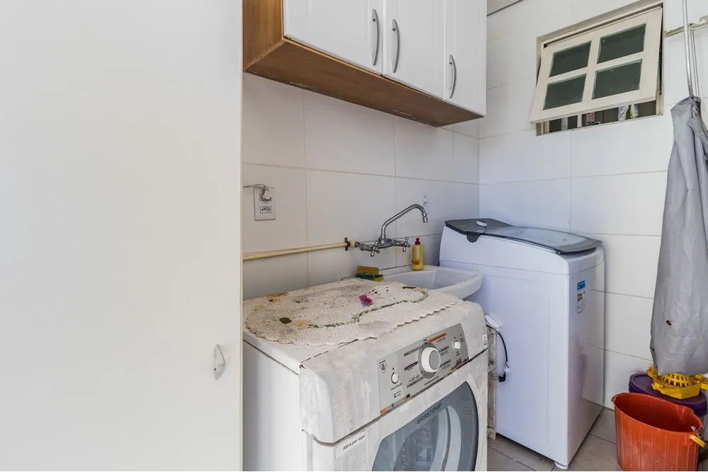 GHK 324 Casa 612481009-24 - REMAX Andar de Cima Exclusividades GHK 324 Casa 612481009-24 - REMAX Andar de Cima Exclusividades