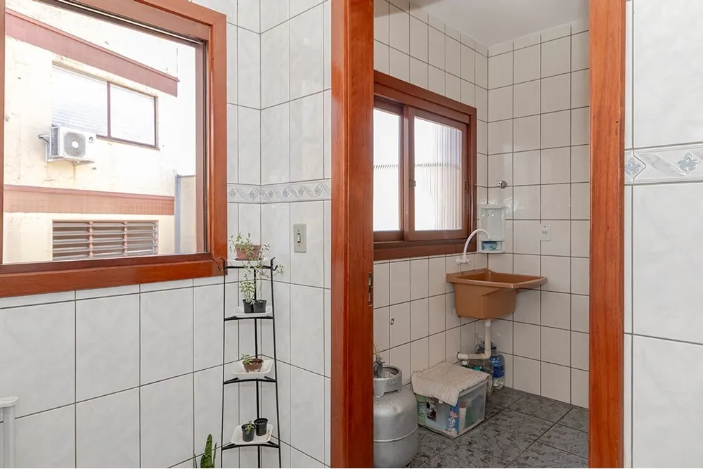 PBG 3427 Apto 612481002-114 - REMAX Andar de Cima Exclusividades PBG 3427 Apto 612481002-114 - REMAX Andar de Cima Exclusividades