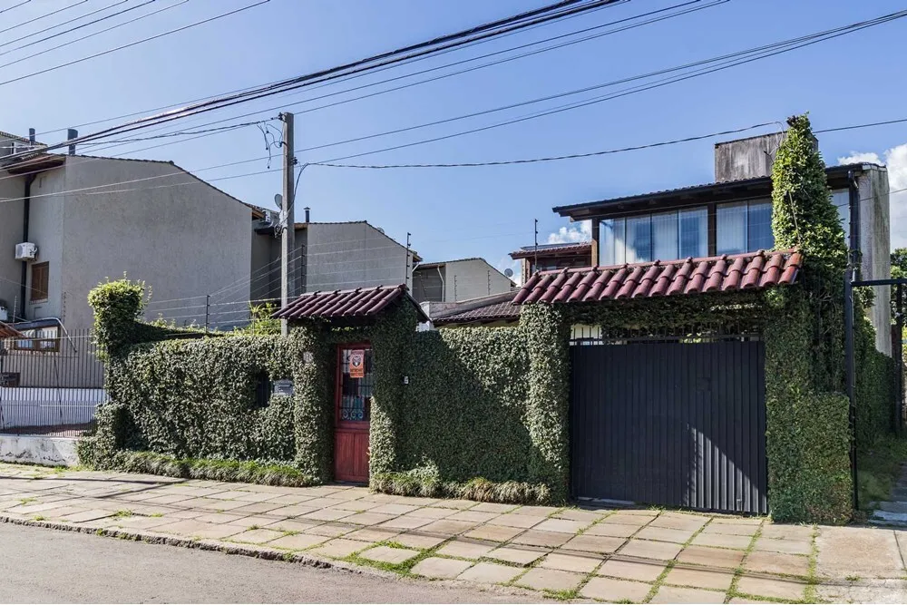 GG 140 Casa 612481009-25 - REMAX Andar de Cima Exclusividades GG 140 Casa 612481009-25 - REMAX Andar de Cima Exclusividades