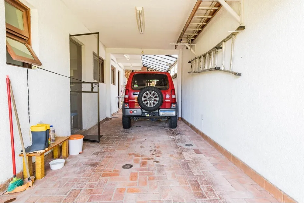 GG 140 Casa 612481009-25 - REMAX Andar de Cima Exclusividades GG 140 Casa 612481009-25 - REMAX Andar de Cima Exclusividades