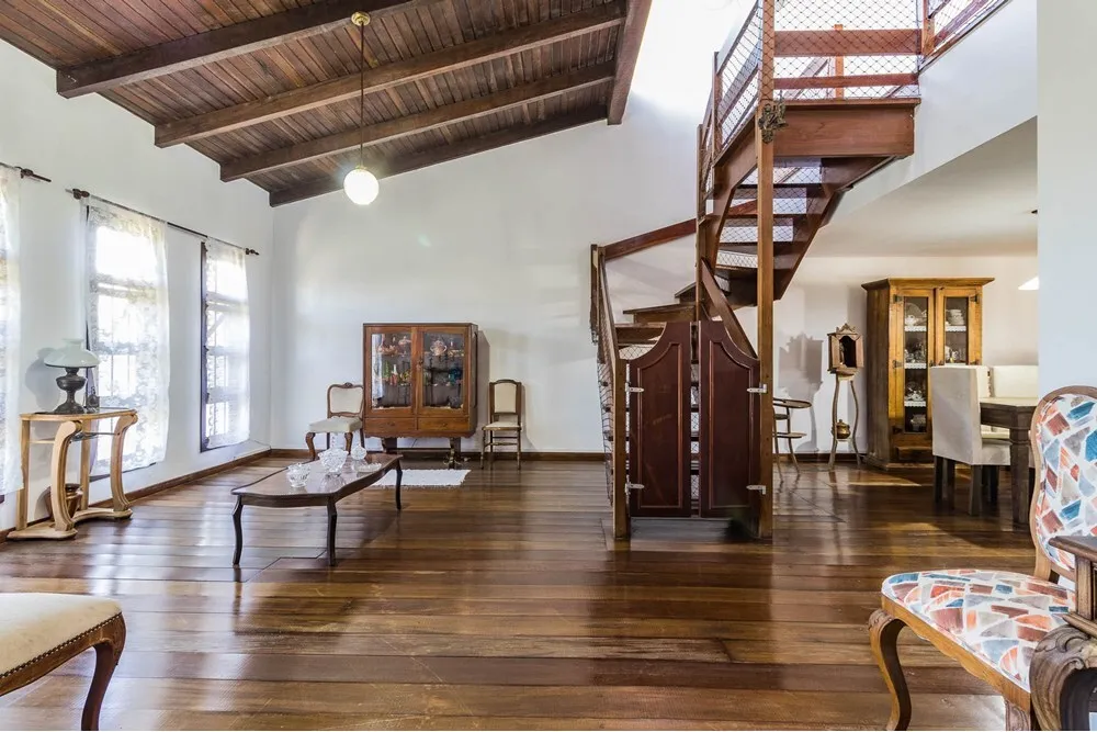 GG 140 Casa 612481009-25 - REMAX Andar de Cima Exclusividades GG 140 Casa 612481009-25 - REMAX Andar de Cima Exclusividades