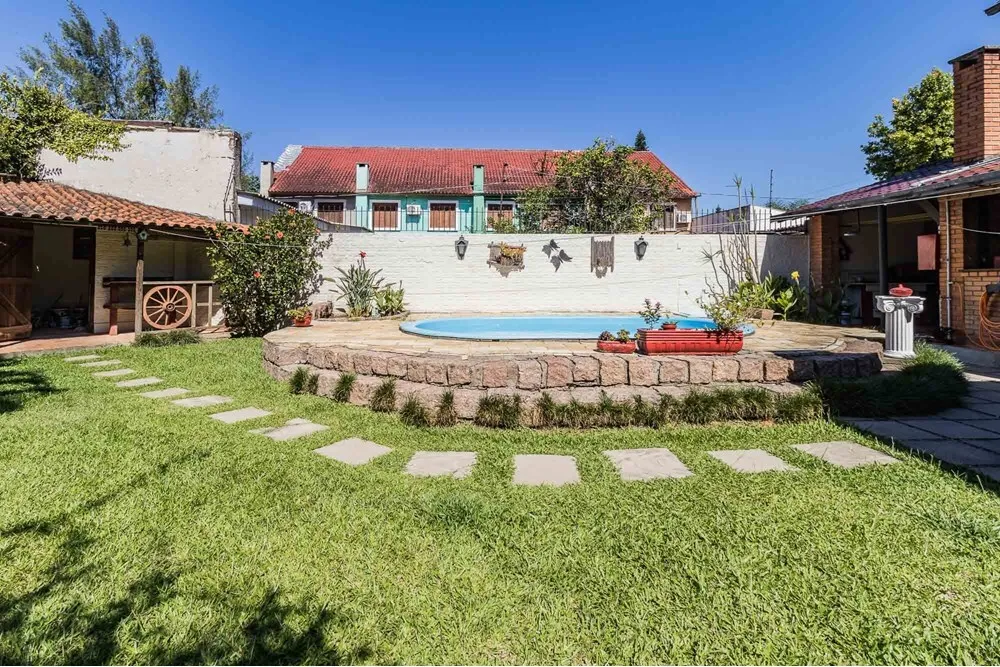 GG 140 Casa 612481009-25 - REMAX Andar de Cima Exclusividades GG 140 Casa 612481009-25 - REMAX Andar de Cima Exclusividades
