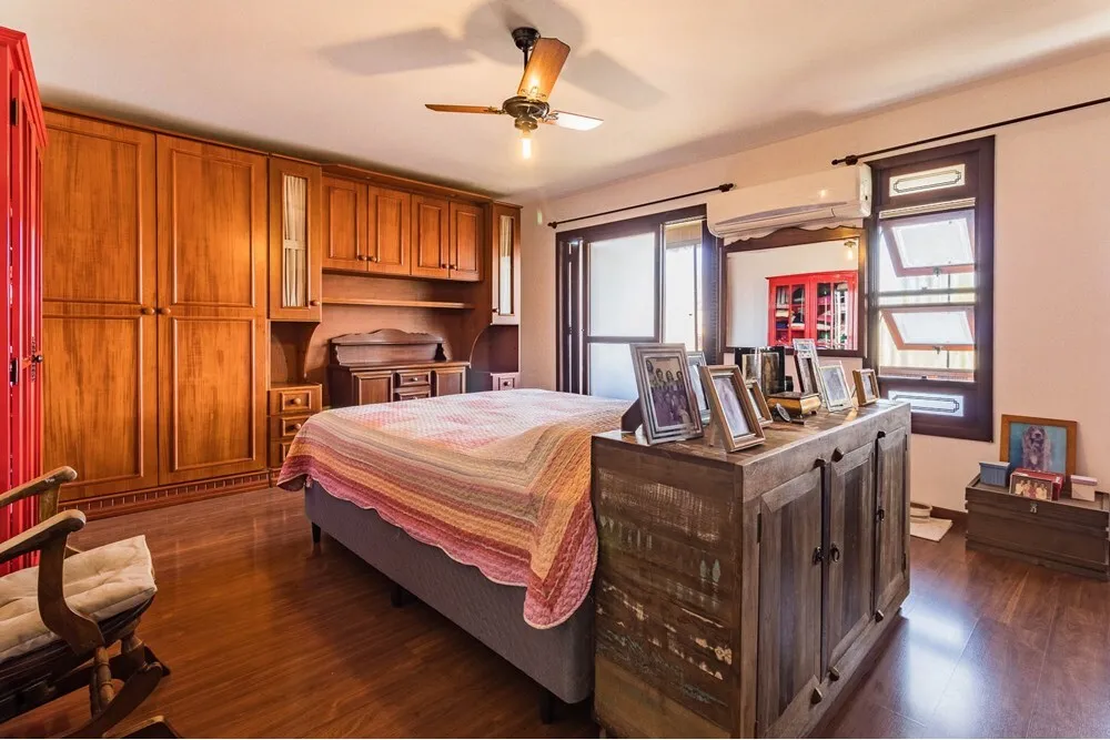 GG 140 Casa 612481009-25 - REMAX Andar de Cima Exclusividades GG 140 Casa 612481009-25 - REMAX Andar de Cima Exclusividades
