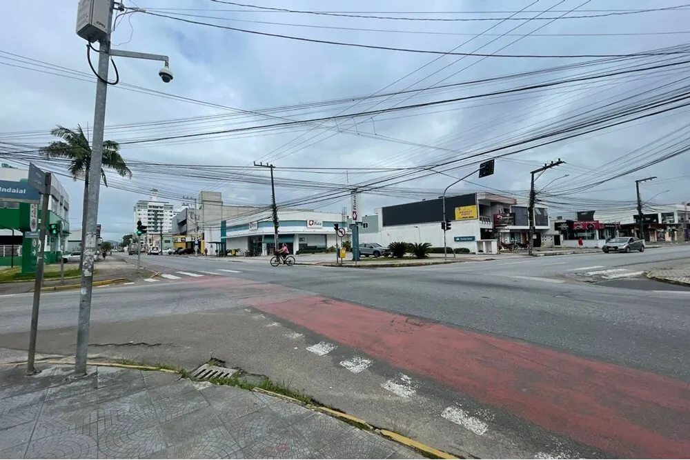 SJHL 1893 Pavilhão 590231005-58 - REMAX Dream On Exclusividades SJHL 1893 Pavilhão 590231005-58 - REMAX Dream On Exclusividades