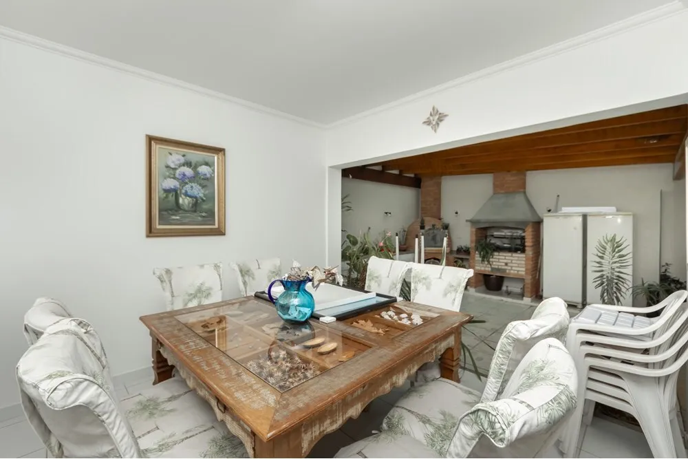 JFNC 3003 Casa 602291006-25 - REMAX B12 Exclusividades JFNC 3003 Casa 602291006-25 - REMAX B12 Exclusividades