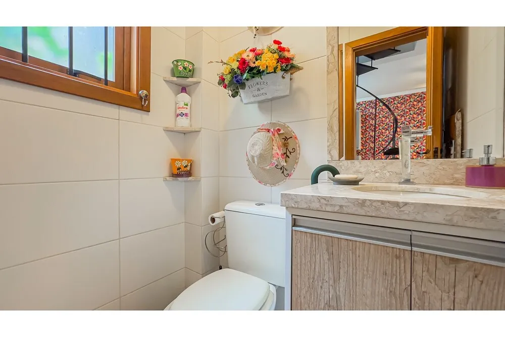 PO 83 Casa 610291022-33 - REMAX Capital Park Exclusividades
