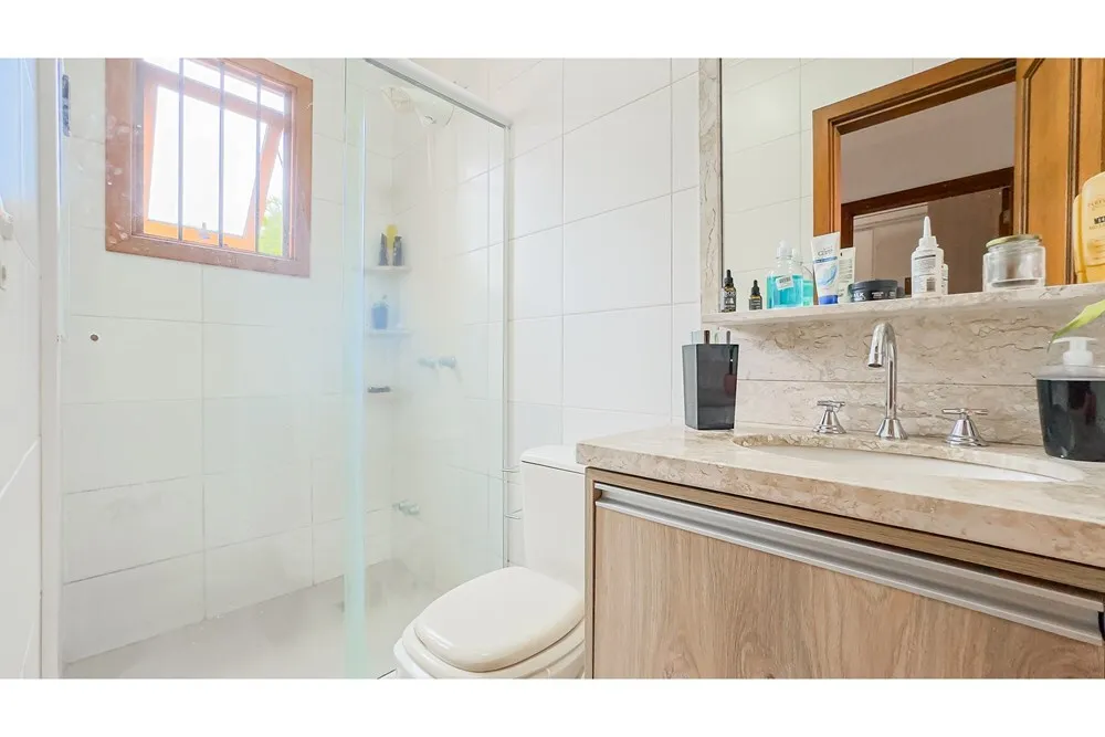 PO 83 Casa 610291022-33 - REMAX Capital Park Exclusividades