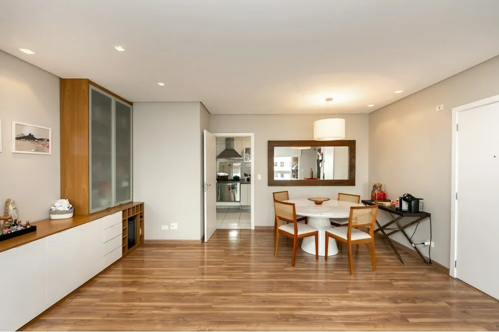 VAI 77 Apto 602241008-42 - REMAX Verti Exclusividades VAI 77 Apto 602241008-42 - REMAX Verti Exclusividades