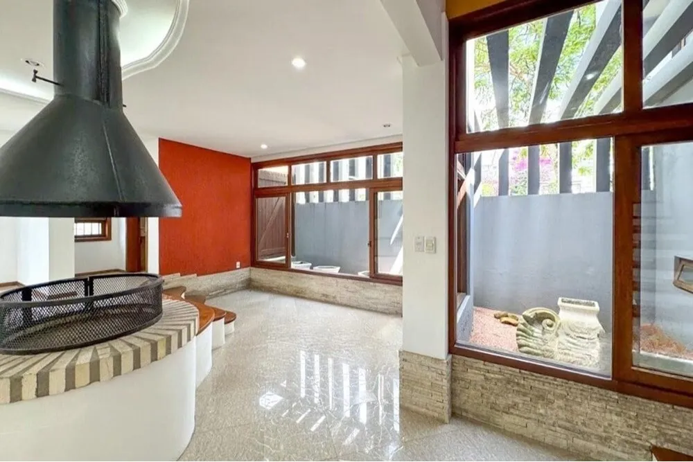 AT 937 612541001-102 - REMAX Street Exclusividades AT 937 612541001-102 - REMAX Street Exclusividades