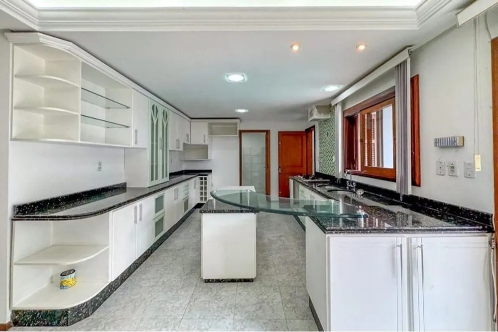 AT 937 612541001-102 - REMAX Street Exclusividades AT 937 612541001-102 - REMAX Street Exclusividades