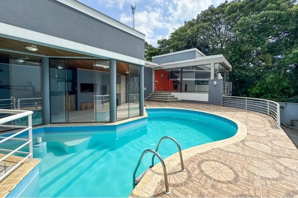 AT 937 612541001-102 - REMAX Street Exclusividades AT 937 612541001-102 - REMAX Street Exclusividades