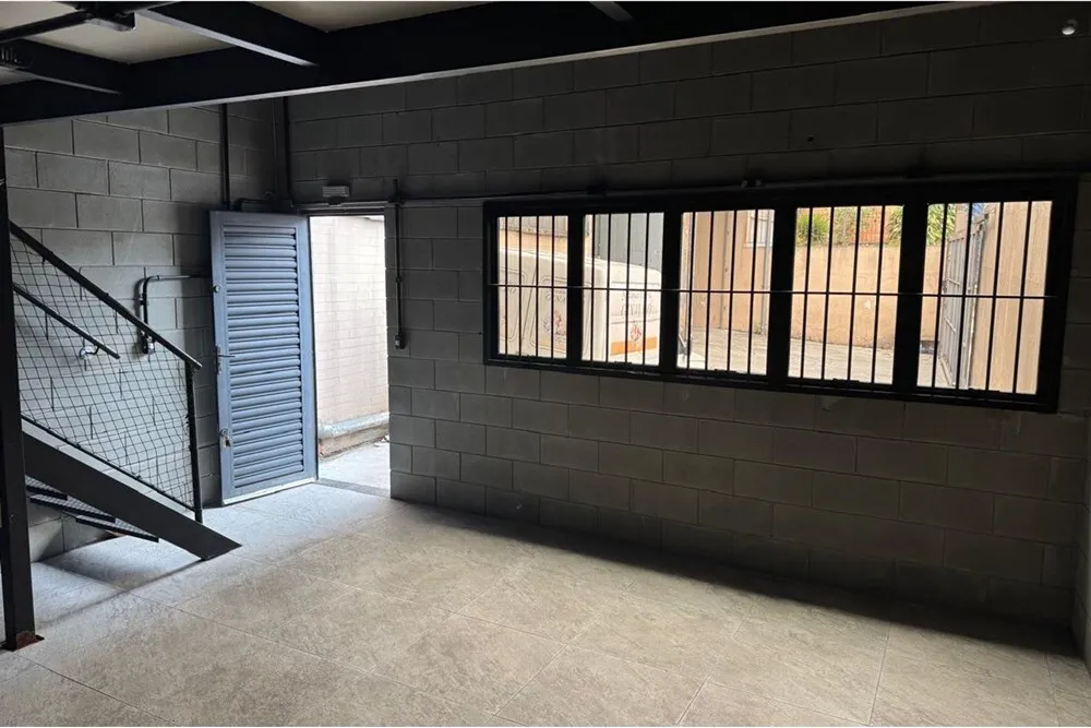 JVDVL 294 Pavilhão 601481005-176 - REMAX Comunità Exclusividades
