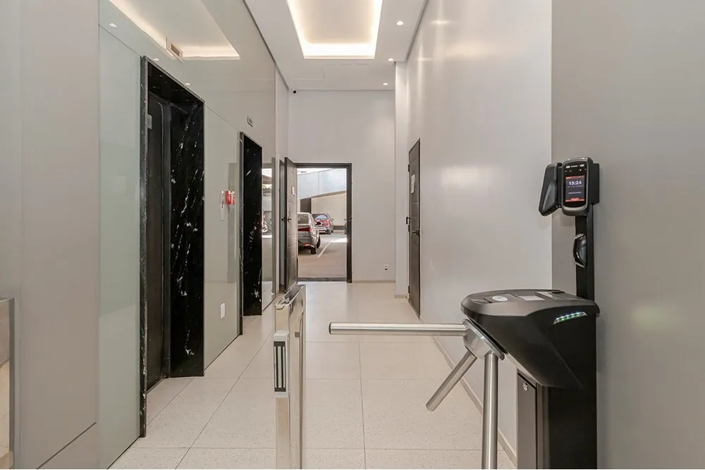 MDJDA 386 Sala 612481002-119 - REMAX Andar de Cima Exclusividades