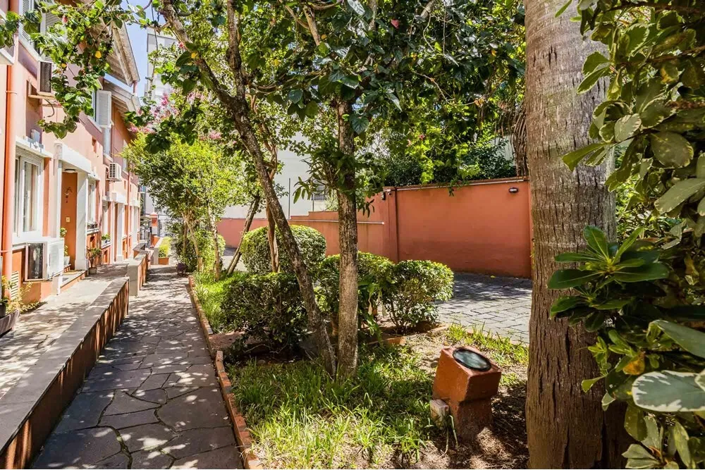 TAB 184 Casa 612481004-73 - REMAX Andar de Cima Exclusividades