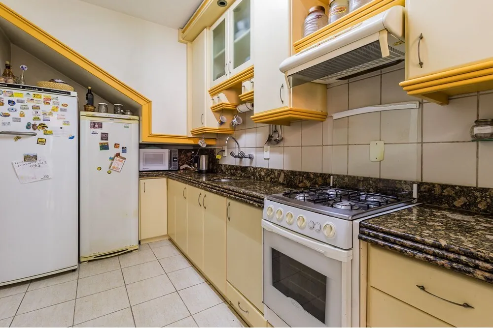 TAB 184 Casa 612481004-73 - REMAX Andar de Cima Exclusividades
