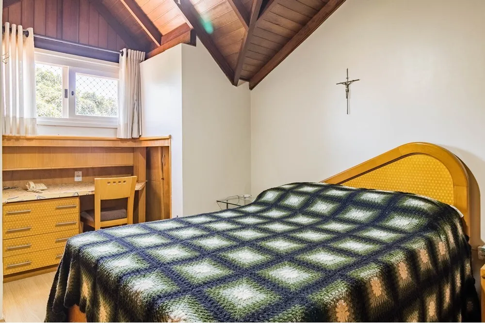 TAB 184 Casa 612481004-73 - REMAX Andar de Cima Exclusividades