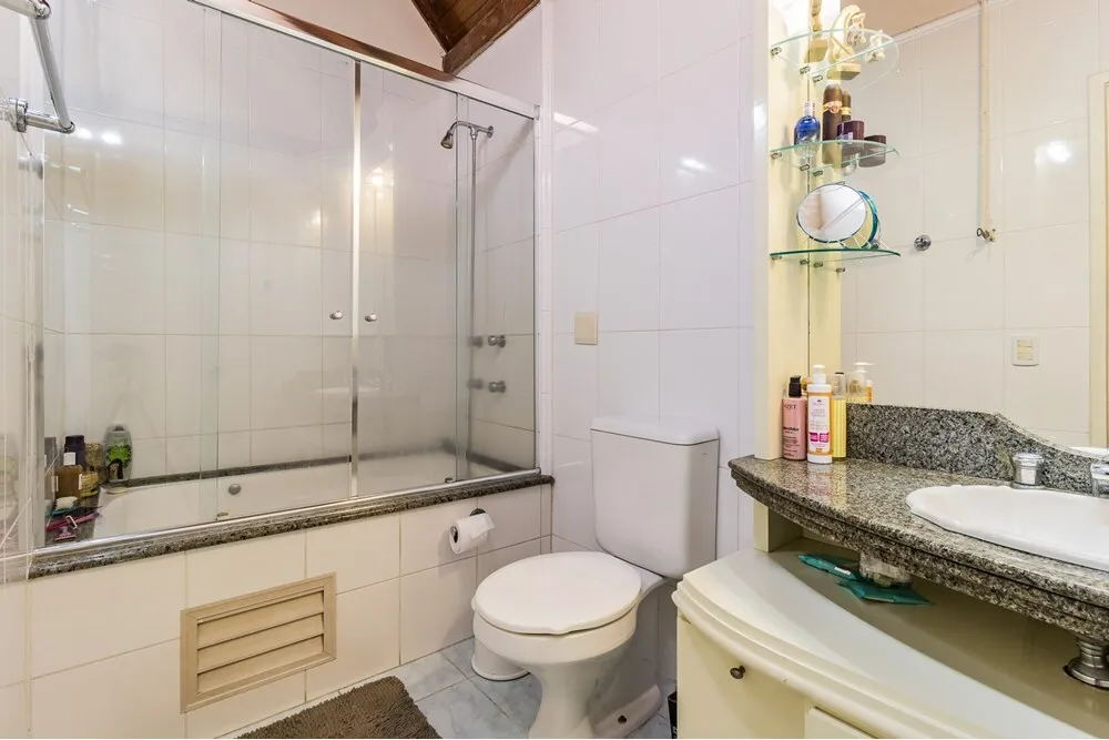 TAB 184 Casa 612481004-73 - REMAX Andar de Cima Exclusividades