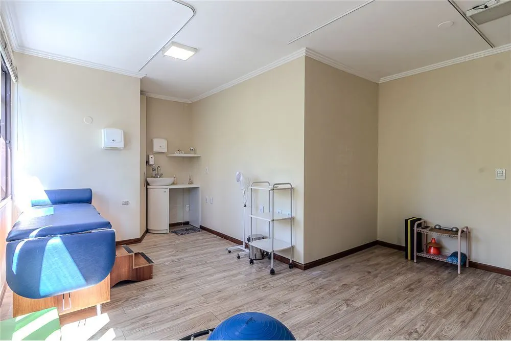 MDVI 1211 Sala 612481063-20 - REMAX Andar de Cima Exclusividades
